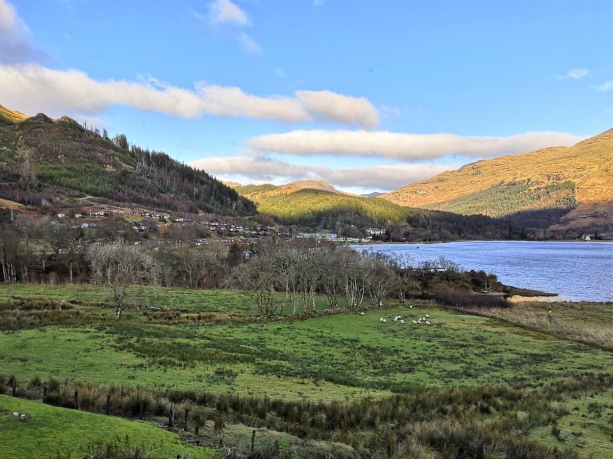 2 Cv At Lochgoilhead With Swedish Hot Tub Exterior foto